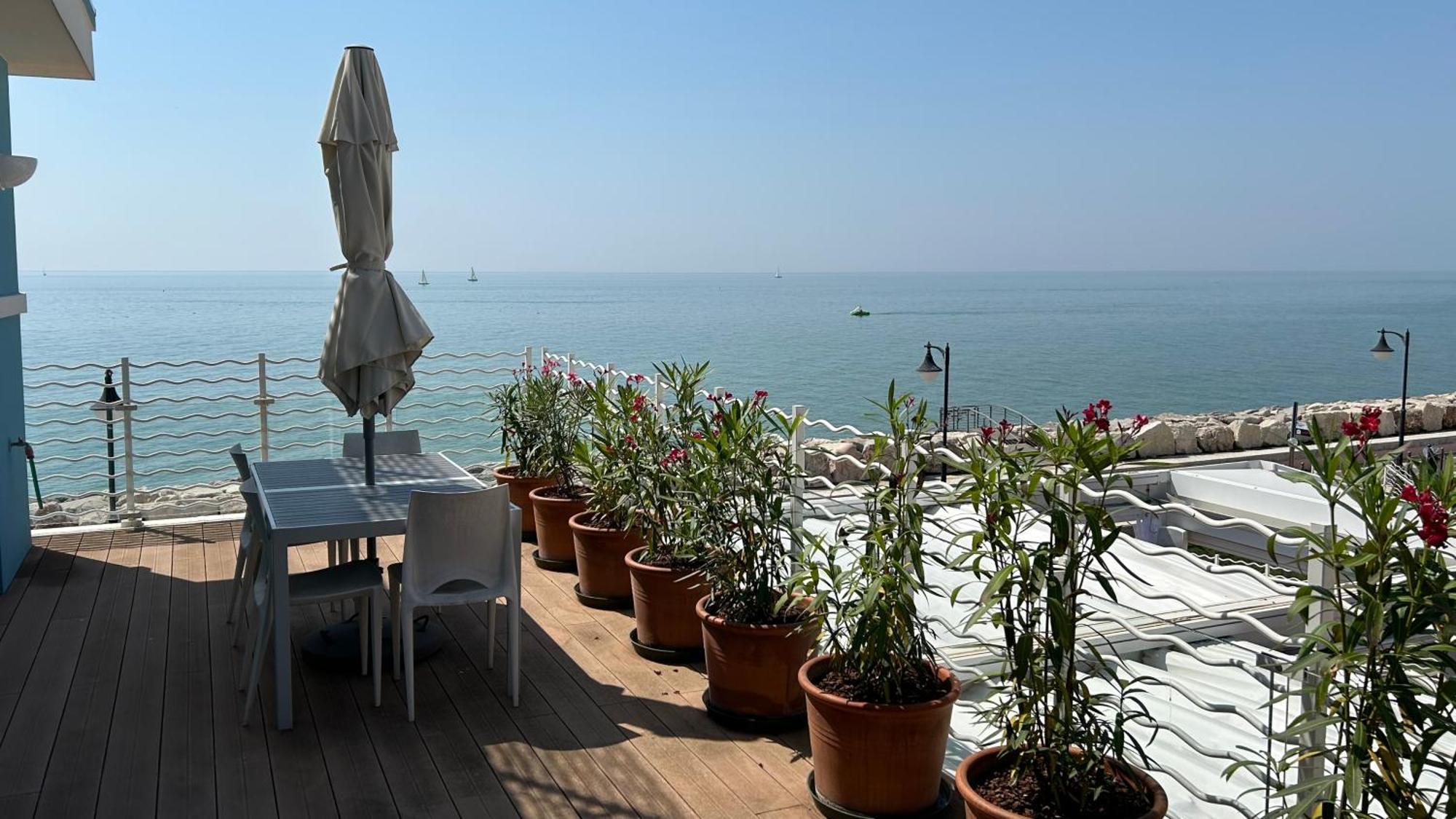 Aparthotel Ca Dell'Angelo - Caorle Zewnętrze zdjęcie